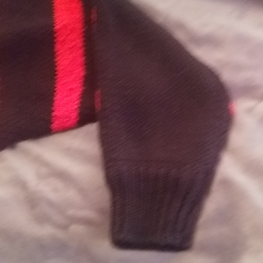 Color Block Sweater - Picture 5 of 13